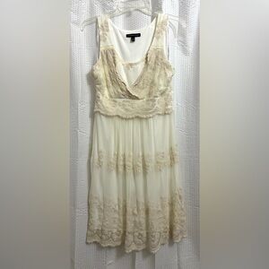 Chris McLaughlin Beige/Cream Lace Sleeveless Dress